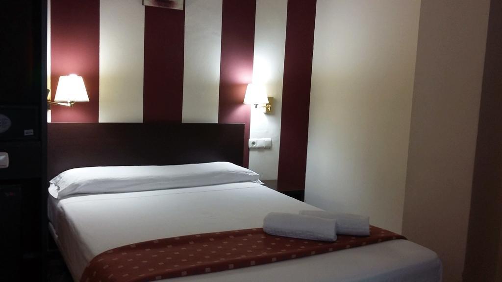 Hotel Marina Huelva Extérieur photo