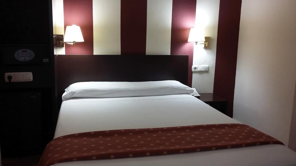 Hotel Marina Huelva Extérieur photo